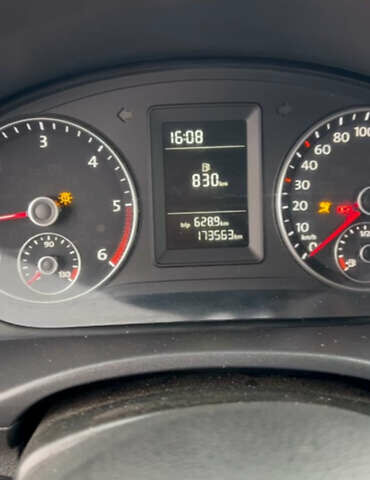 Серый Фольксваген Кадди, объемом двигателя 1.6 л и пробегом 174 тыс. км за 10450 $, фото 4 на Automoto.ua