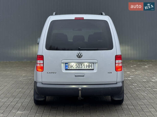 Серый Фольксваген Кадди, объемом двигателя 1.6 л и пробегом 172 тыс. км за 11000 $, фото 10 на Automoto.ua