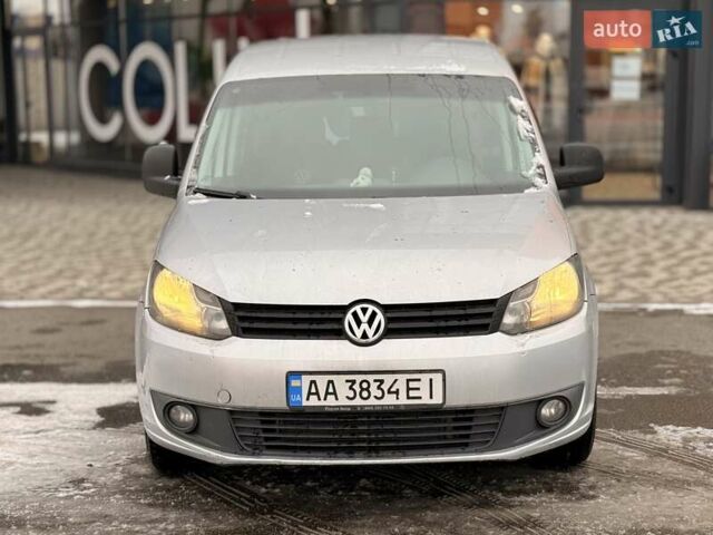 Серый Фольксваген Кадди, объемом двигателя 1.6 л и пробегом 250 тыс. км за 8700 $, фото 1 на Automoto.ua