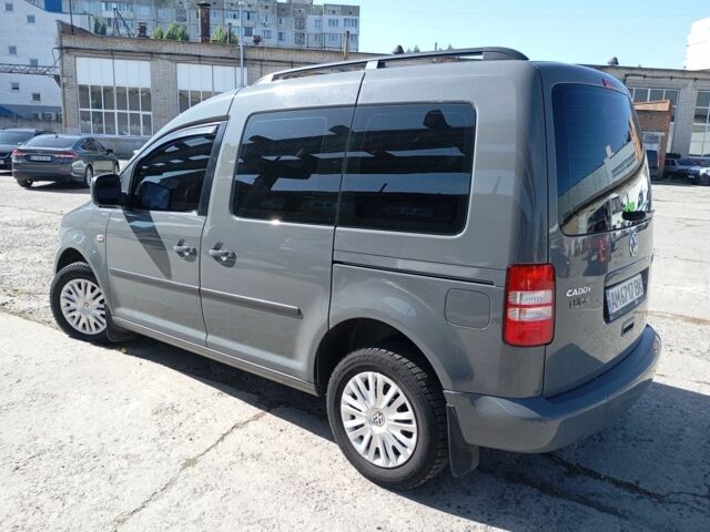 Серый Фольксваген Кадди, объемом двигателя 2 л и пробегом 268 тыс. км за 10700 $, фото 3 на Automoto.ua