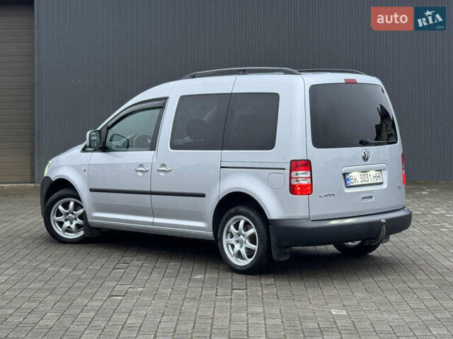 Серый Фольксваген Кадди, объемом двигателя 1.6 л и пробегом 172 тыс. км за 11000 $, фото 12 на Automoto.ua