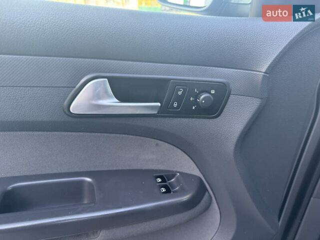 Фольксваген Кадди 2014 в Белой Церкве на Automoto.ua Серый Фольксваген Кадди, объемом двигателя 1.6 л и пробегом 217 тыс. км за 12200 $, фото 38 на Automoto.ua