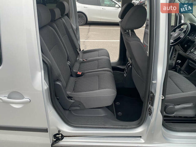 Серый Фольксваген Кадди, объемом двигателя 1.6 л и пробегом 296 тыс. км за 12300 $, фото 21 на Automoto.ua