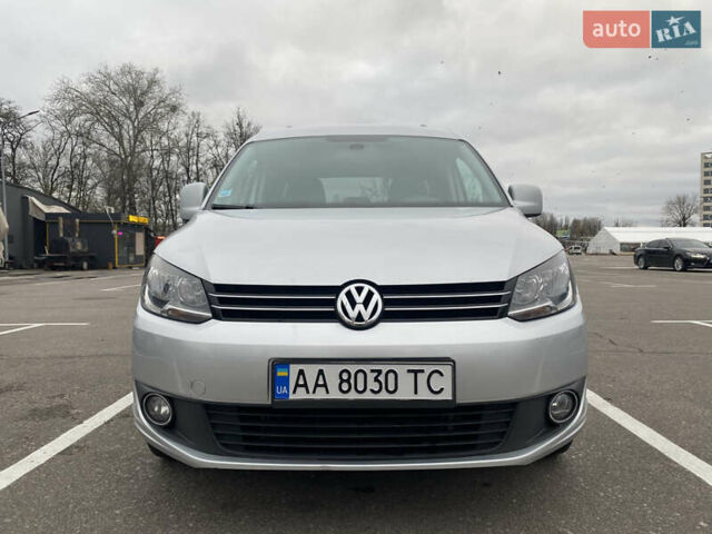 Серый Фольксваген Кадди, объемом двигателя 1.6 л и пробегом 296 тыс. км за 12300 $, фото 1 на Automoto.ua