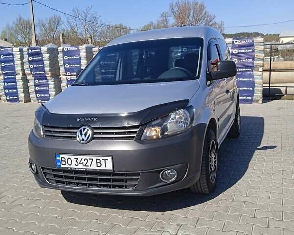 Серый Фольксваген Кадди, объемом двигателя 1.6 л и пробегом 180 тыс. км за 12900 $, фото 5 на Automoto.ua