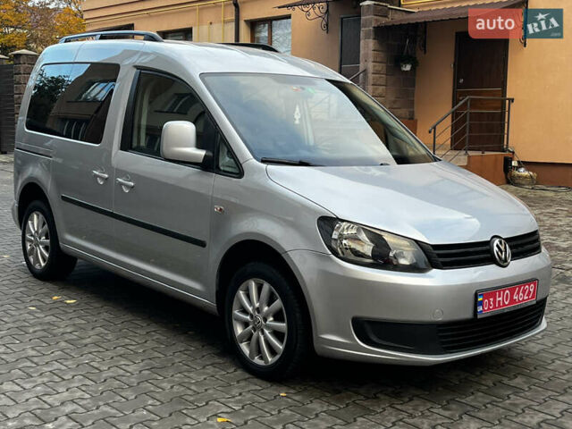 Сірий Фольксваген Кадді, об'ємом двигуна 1.6 л та пробігом 237 тис. км за 11999 $, фото 2 на Automoto.ua