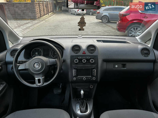 Сірий Фольксваген Кадді, об'ємом двигуна 1.6 л та пробігом 237 тис. км за 11999 $, фото 15 на Automoto.ua