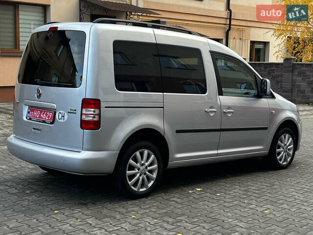 Сірий Фольксваген Кадді, об'ємом двигуна 1.6 л та пробігом 237 тис. км за 11999 $, фото 4 на Automoto.ua