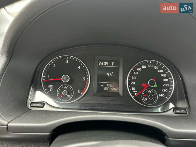 Сірий Фольксваген Кадді, об'ємом двигуна 1.6 л та пробігом 237 тис. км за 11999 $, фото 20 на Automoto.ua
