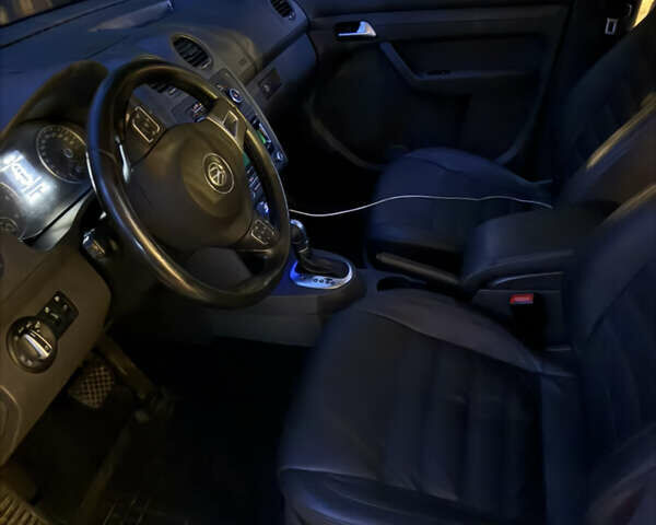 Фольксваген Кадди 2014 в Одессе на Automoto.ua Серый Фольксваген Кадди, объемом двигателя 2 л и пробегом 280 тыс. км за 11900 $, фото 11 на Automoto.ua