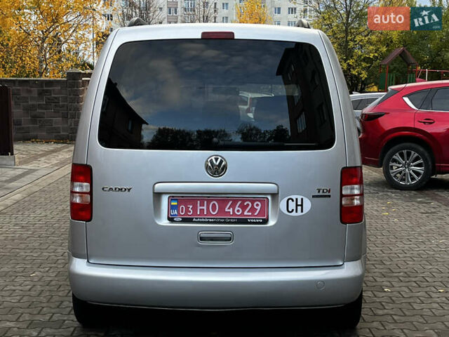 Сірий Фольксваген Кадді, об'ємом двигуна 1.6 л та пробігом 237 тис. км за 11999 $, фото 5 на Automoto.ua