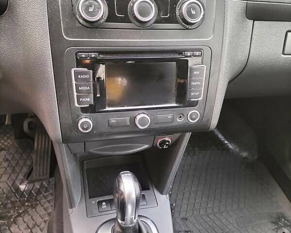 Фольксваген Кадди 2014 в Бердичеве на Automoto.ua Серый Фольксваген Кадди, объемом двигателя 1.6 л и пробегом 202 тыс. км за 14500 $, фото 6 на Automoto.ua
