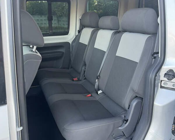 Серый Фольксваген Кадди, объемом двигателя 1.6 л и пробегом 191 тыс. км за 12200 $, фото 20 на Automoto.ua