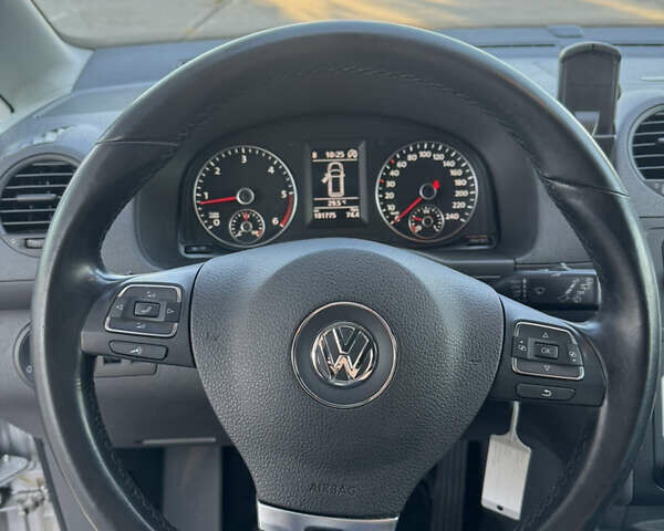 Фольксваген Кадди 2014 в Львове на Automoto.ua Серый Фольксваген Кадди, объемом двигателя 1.6 л и пробегом 190 тыс. км за 12100 $, фото 19 на Automoto.ua