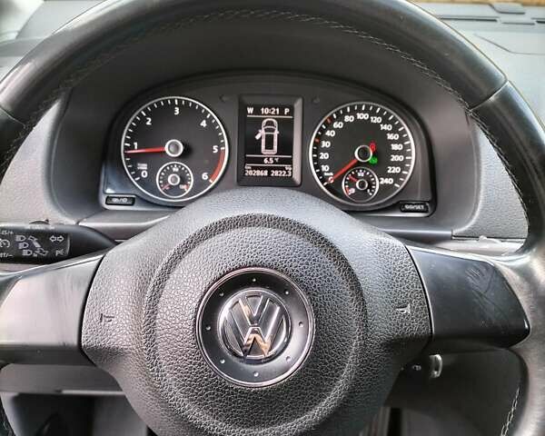 Фольксваген Кадди 2014 в Бердичеве на Automoto.ua Серый Фольксваген Кадди, объемом двигателя 1.6 л и пробегом 202 тыс. км за 14500 $, фото 7 на Automoto.ua