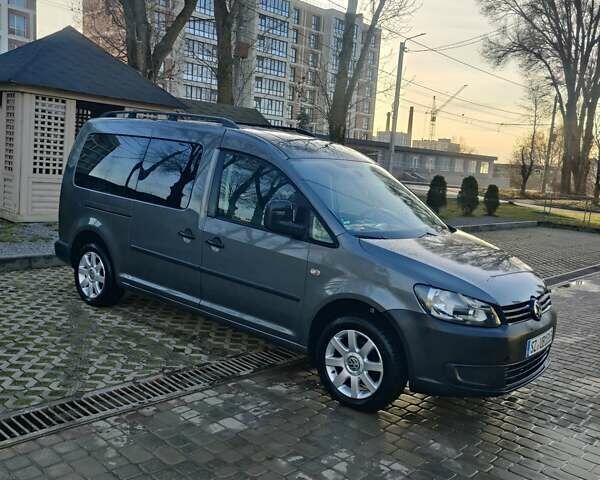 Серый Фольксваген Кадди, объемом двигателя 1.6 л и пробегом 193 тыс. км за 12300 $, фото 6 на Automoto.ua