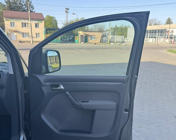 Фольксваген Кадди 2014 в Белой Церкве на Automoto.ua Серый Фольксваген Кадди, объемом двигателя 1.6 л и пробегом 217 тыс. км за 12200 $, фото 19 на Automoto.ua