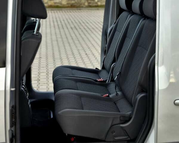 Серый Фольксваген Кадди, объемом двигателя 1.6 л и пробегом 248 тыс. км за 13700 $, фото 74 на Automoto.ua