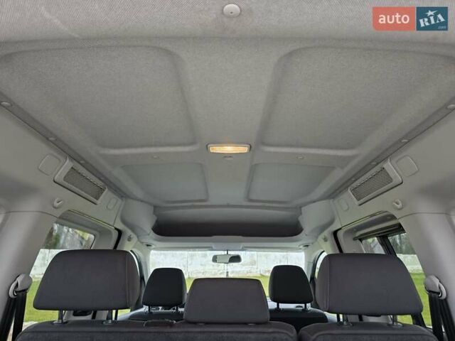 Серый Фольксваген Кадди, объемом двигателя 1.6 л и пробегом 205 тыс. км за 11200 $, фото 22 на Automoto.ua