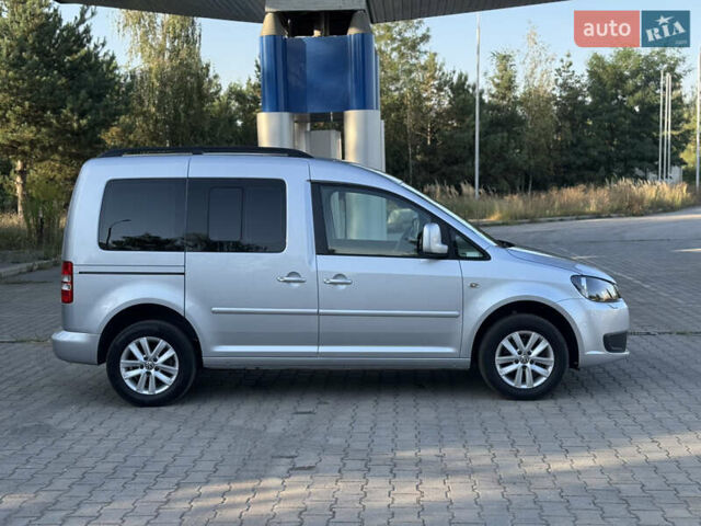 Фольксваген Кадди 2014 в Львове на Automoto.ua Серый Фольксваген Кадди, объемом двигателя 1.6 л и пробегом 190 тыс. км за 12100 $, фото 3 на Automoto.ua