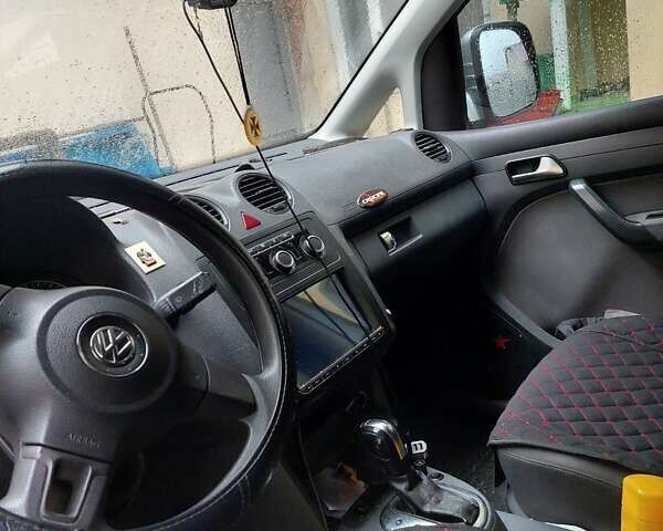 Сірий Фольксваген Кадді, об'ємом двигуна 2 л та пробігом 270 тис. км за 14050 $, фото 4 на Automoto.ua