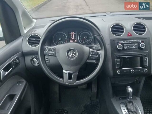 Серый Фольксваген Кадди, объемом двигателя 2 л и пробегом 254 тыс. км за 14500 $, фото 2 на Automoto.ua