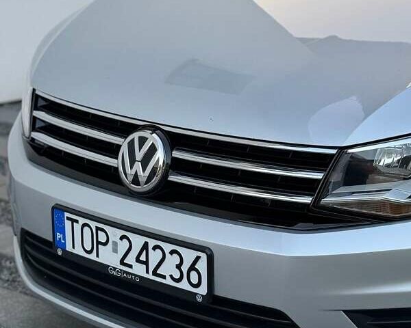 Серый Фольксваген Кадди, объемом двигателя 1.97 л и пробегом 110 тыс. км за 11000 $, фото 10 на Automoto.ua