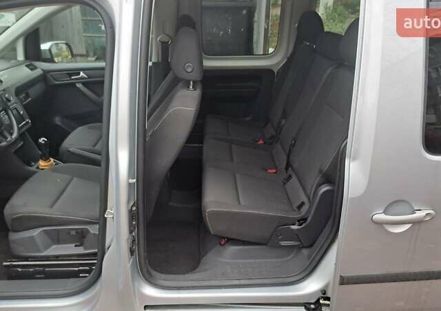 Серый Фольксваген Кадди, объемом двигателя 1.97 л и пробегом 270 тыс. км за 13600 $, фото 17 на Automoto.ua