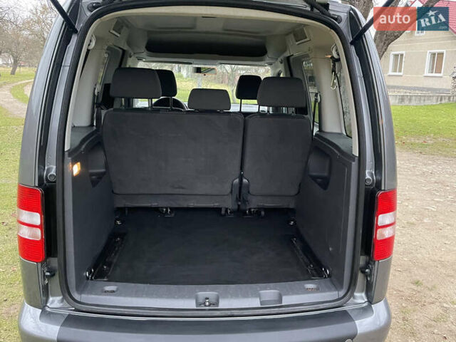 Серый Фольксваген Кадди, объемом двигателя 1.6 л и пробегом 243 тыс. км за 11950 $, фото 25 на Automoto.ua