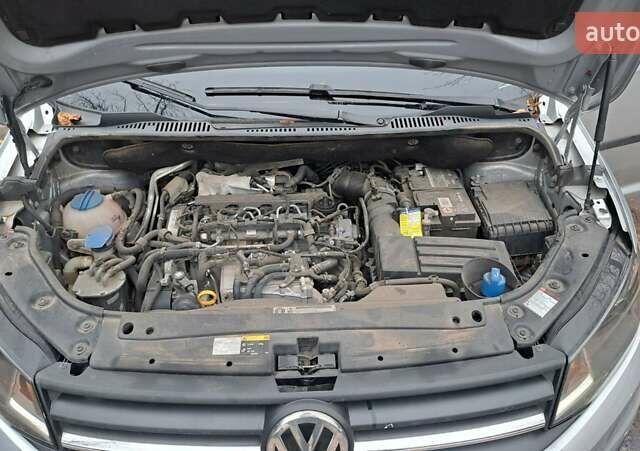 Серый Фольксваген Кадди, объемом двигателя 1.97 л и пробегом 270 тыс. км за 13600 $, фото 14 на Automoto.ua