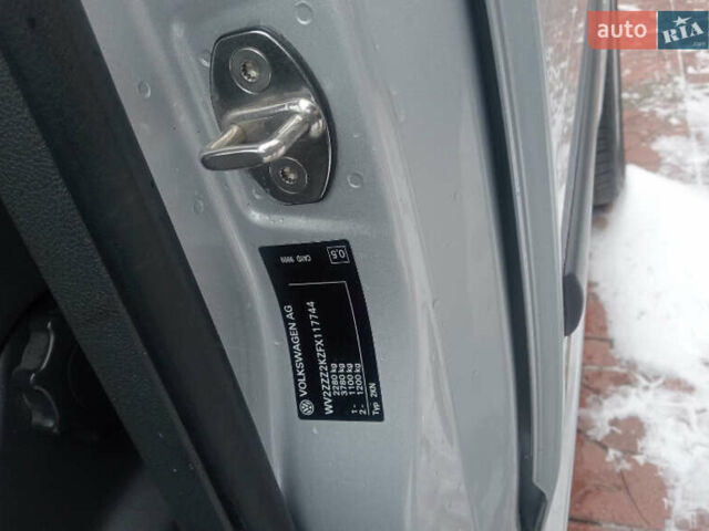 Серый Фольксваген Кадди, объемом двигателя 1.6 л и пробегом 134 тыс. км за 16000 $, фото 5 на Automoto.ua