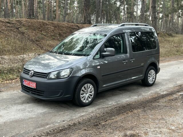 Серый Фольксваген Кадди, объемом двигателя 1.6 л и пробегом 196 тыс. км за 11300 $, фото 3 на Automoto.ua