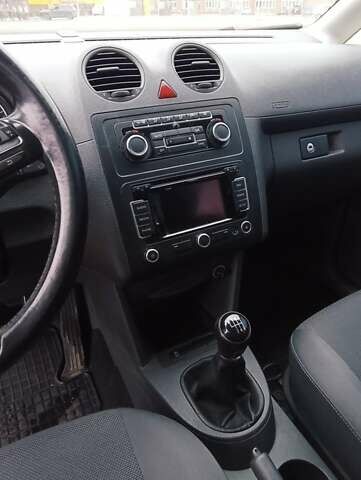 Фольксваген Кадди 2015 в Житомире на Automoto.ua Серый Фольксваген Кадди, объемом двигателя 1.97 л и пробегом 192 тыс. км за 13800 $, фото 17 на Automoto.ua