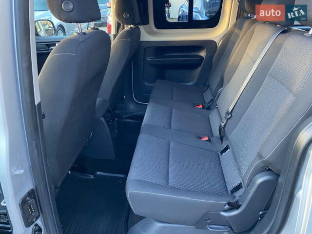 Серый Фольксваген Кадди, объемом двигателя 2 л и пробегом 214 тыс. км за 15700 $, фото 17 на Automoto.ua