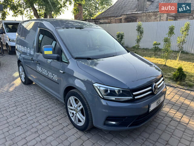 Сірий Фольксваген Кадді, об'ємом двигуна 1.97 л та пробігом 317 тис. км за 14500 $, фото 1 на Automoto.ua
