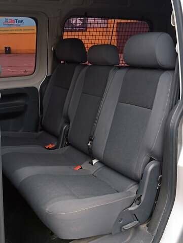 Фольксваген Кадди 2015 в Житомире на Automoto.ua Серый Фольксваген Кадди, объемом двигателя 1.97 л и пробегом 192 тыс. км за 13800 $, фото 14 на Automoto.ua