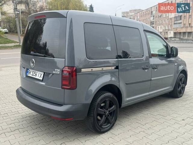 Серый Фольксваген Кадди, объемом двигателя 1.97 л и пробегом 201 тыс. км за 13700 $, фото 4 на Automoto.ua
