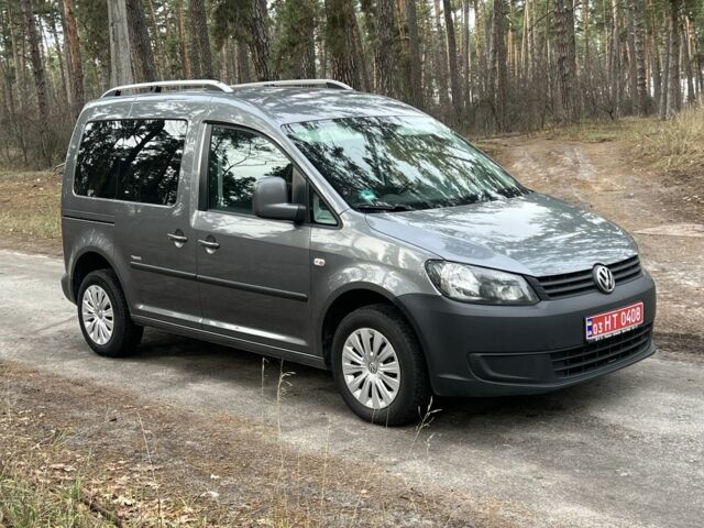 Серый Фольксваген Кадди, объемом двигателя 1.6 л и пробегом 196 тыс. км за 11300 $, фото 1 на Automoto.ua