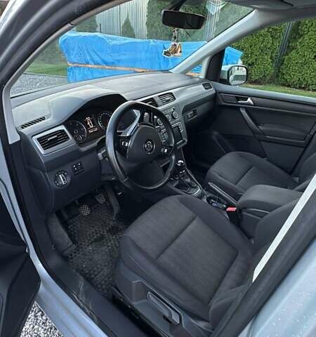 Серый Фольксваген Кадди, объемом двигателя 1.97 л и пробегом 110 тыс. км за 11000 $, фото 24 на Automoto.ua