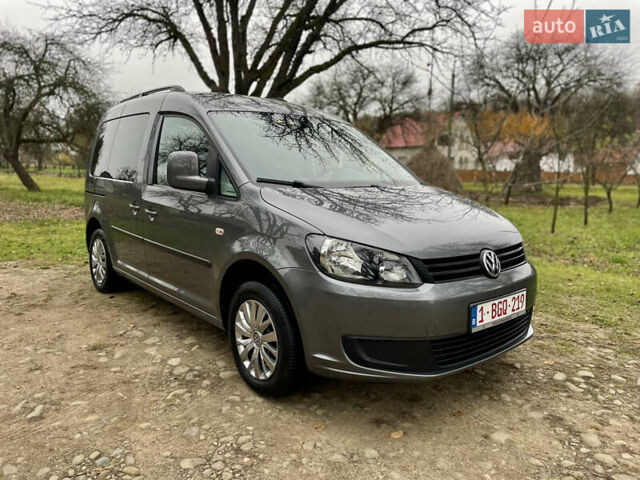 Серый Фольксваген Кадди, объемом двигателя 1.6 л и пробегом 243 тыс. км за 11950 $, фото 18 на Automoto.ua