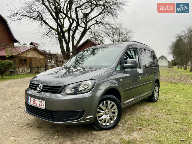 Серый Фольксваген Кадди, объемом двигателя 1.6 л и пробегом 243 тыс. км за 11950 $, фото 4 на Automoto.ua