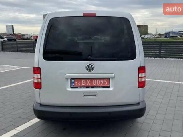 Серый Фольксваген Кадди, объемом двигателя 1.6 л и пробегом 298 тыс. км за 12500 $, фото 3 на Automoto.ua