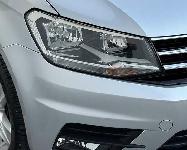 Серый Фольксваген Кадди, объемом двигателя 1.97 л и пробегом 110 тыс. км за 11000 $, фото 13 на Automoto.ua