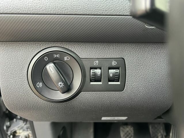 Серый Фольксваген Кадди, объемом двигателя 1.6 л и пробегом 196 тыс. км за 11300 $, фото 11 на Automoto.ua