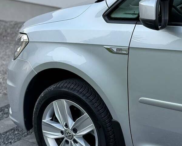 Серый Фольксваген Кадди, объемом двигателя 1.97 л и пробегом 110 тыс. км за 11000 $, фото 7 на Automoto.ua