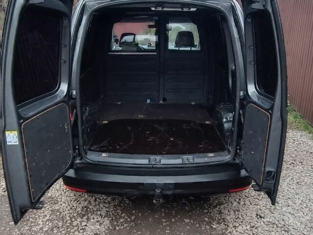 Сірий Фольксваген Кадді, об'ємом двигуна 1.6 л та пробігом 360 тис. км за 10500 $, фото 3 на Automoto.ua