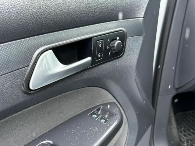 Серый Фольксваген Кадди, объемом двигателя 1.6 л и пробегом 122 тыс. км за 8300 $, фото 21 на Automoto.ua