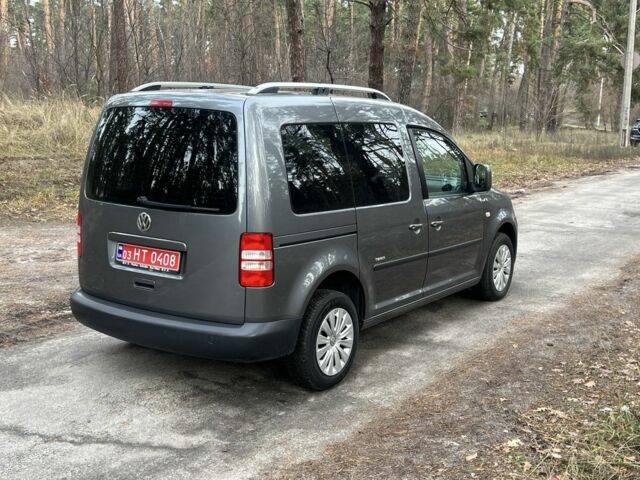 Серый Фольксваген Кадди, объемом двигателя 1.6 л и пробегом 196 тыс. км за 11300 $, фото 5 на Automoto.ua