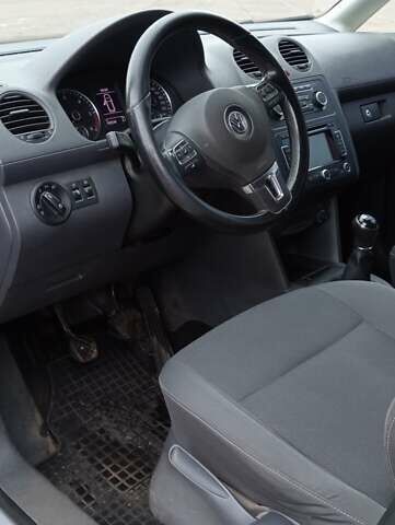 Фольксваген Кадди 2015 в Житомире на Automoto.ua Серый Фольксваген Кадди, объемом двигателя 1.97 л и пробегом 192 тыс. км за 13800 $, фото 16 на Automoto.ua