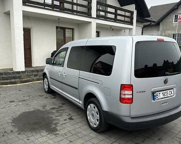 Сірий Фольксваген Кадді, об'ємом двигуна 1.6 л та пробігом 277 тис. км за 12500 $, фото 2 на Automoto.ua